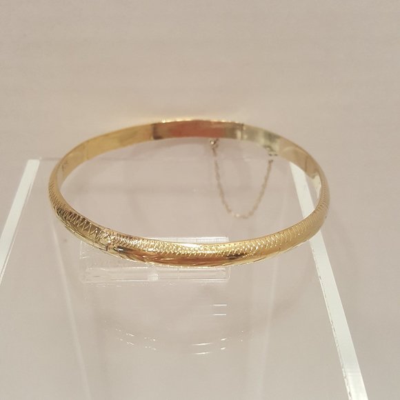 Sterling Bangle washed in Gold - Picture 8 of 8